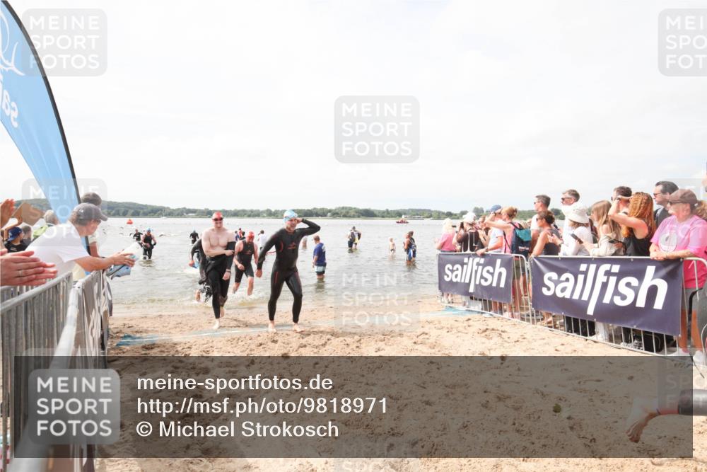 21.06.2026 - Viking Triathlon Michael Strokosch http://msf.ph/oto/9818971 21.06.2026 10:34:10 Schwimmen 102, 154, 343, 432, 660, 664 meine-sportfotos.de