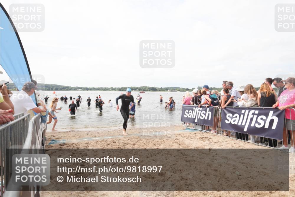 21.06.2026 - Viking Triathlon Michael Strokosch http://msf.ph/oto/9818997 21.06.2026 10:35:06 Schwimmen 26, 161, 199, 267, 536 meine-sportfotos.de