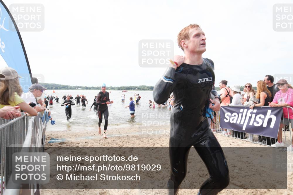 21.06.2026 - Viking Triathlon Michael Strokosch http://msf.ph/oto/9819029 21.06.2026 10:36:27 Schwimmen 16, 113, 205, 323, 556, 656 meine-sportfotos.de