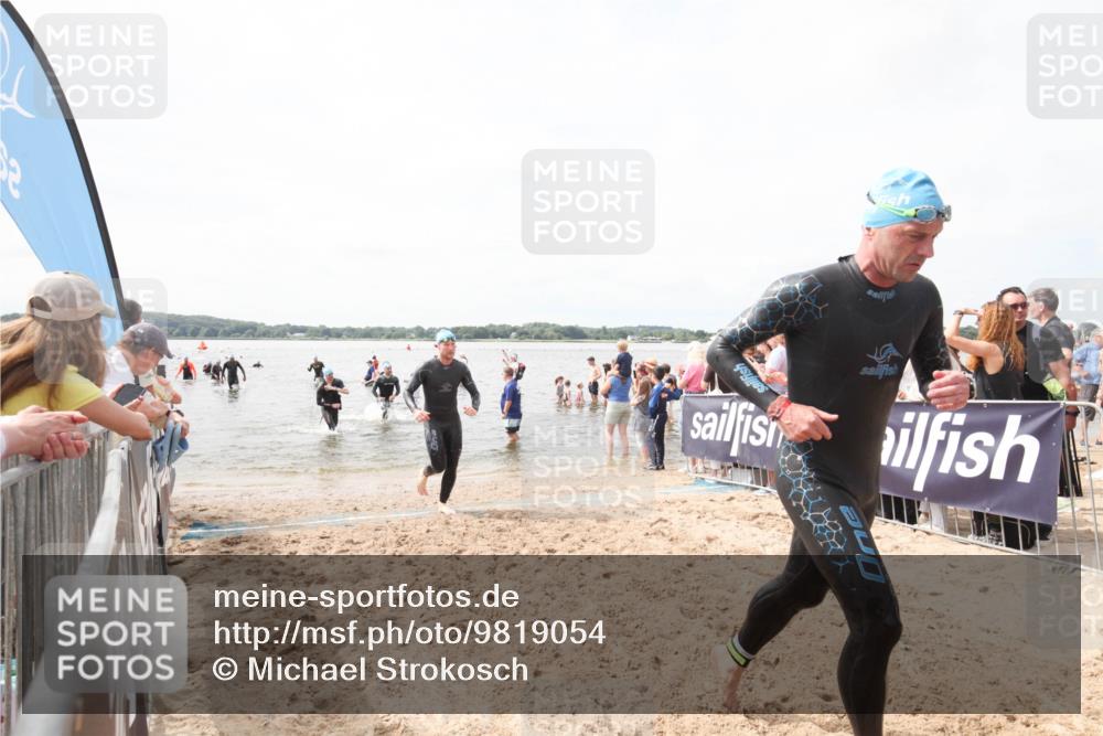 21.06.2026 - Viking Triathlon Michael Strokosch http://msf.ph/oto/9819054 21.06.2026 10:37:11 Schwimmen 84, 186, 325, 395, 407 meine-sportfotos.de