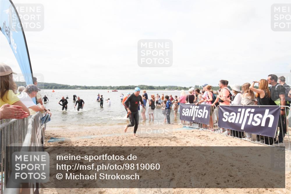 21.06.2026 - Viking Triathlon Michael Strokosch http://msf.ph/oto/9819060 21.06.2026 10:37:28 Schwimmen 64, 89, 370, 455 meine-sportfotos.de