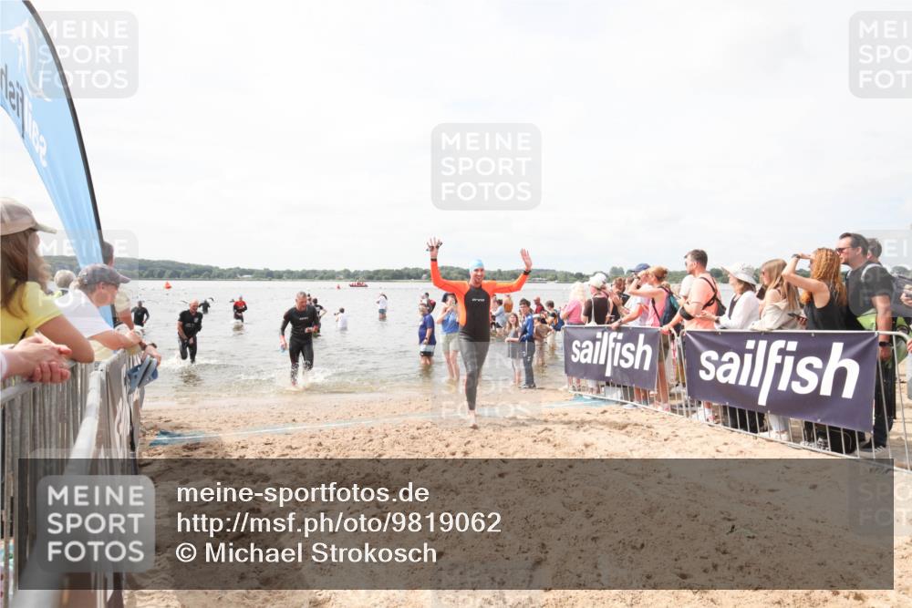 21.06.2026 - Viking Triathlon Michael Strokosch http://msf.ph/oto/9819062 21.06.2026 10:37:32 Schwimmen 64, 89, 370, 450 meine-sportfotos.de