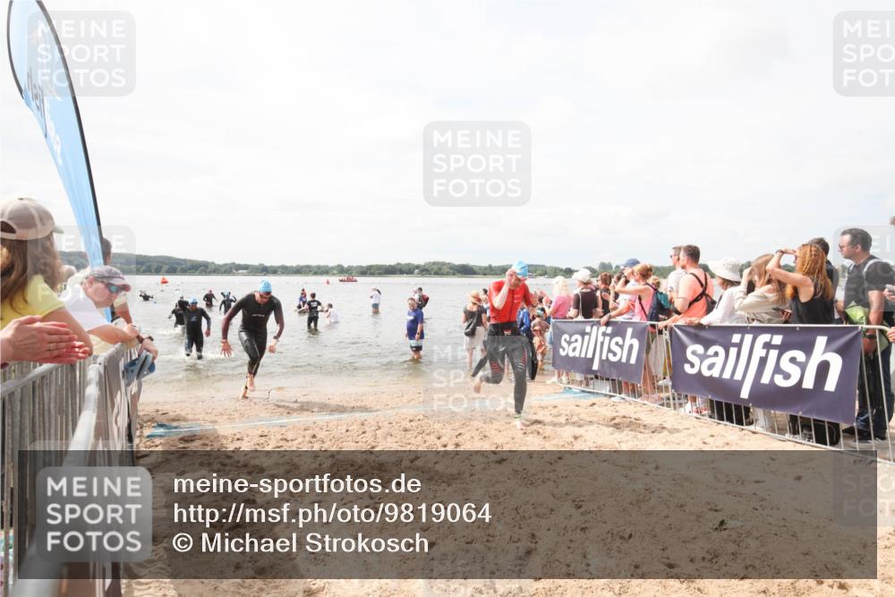 21.06.2026 - Viking Triathlon Michael Strokosch http://msf.ph/oto/9819064 21.06.2026 10:37:41 Schwimmen 111, 239, 450, 545 meine-sportfotos.de