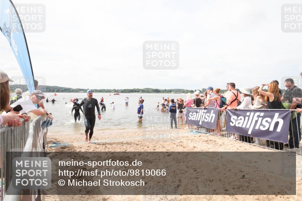 21.06.2026 - Viking Triathlon Michael Strokosch http://msf.ph/oto/9819066 21.06.2026 10:37:46 Schwimmen 239, 243, 513, 545 meine-sportfotos.de