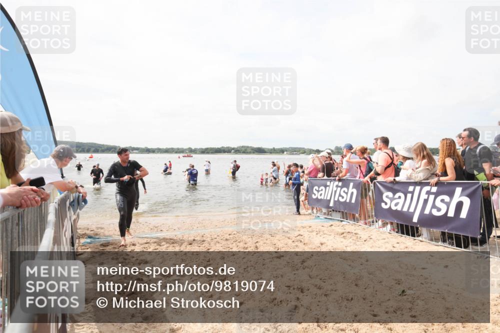 21.06.2026 - Viking Triathlon Michael Strokosch http://msf.ph/oto/9819074 21.06.2026 10:38:13 Schwimmen 80, 99, 241 meine-sportfotos.de