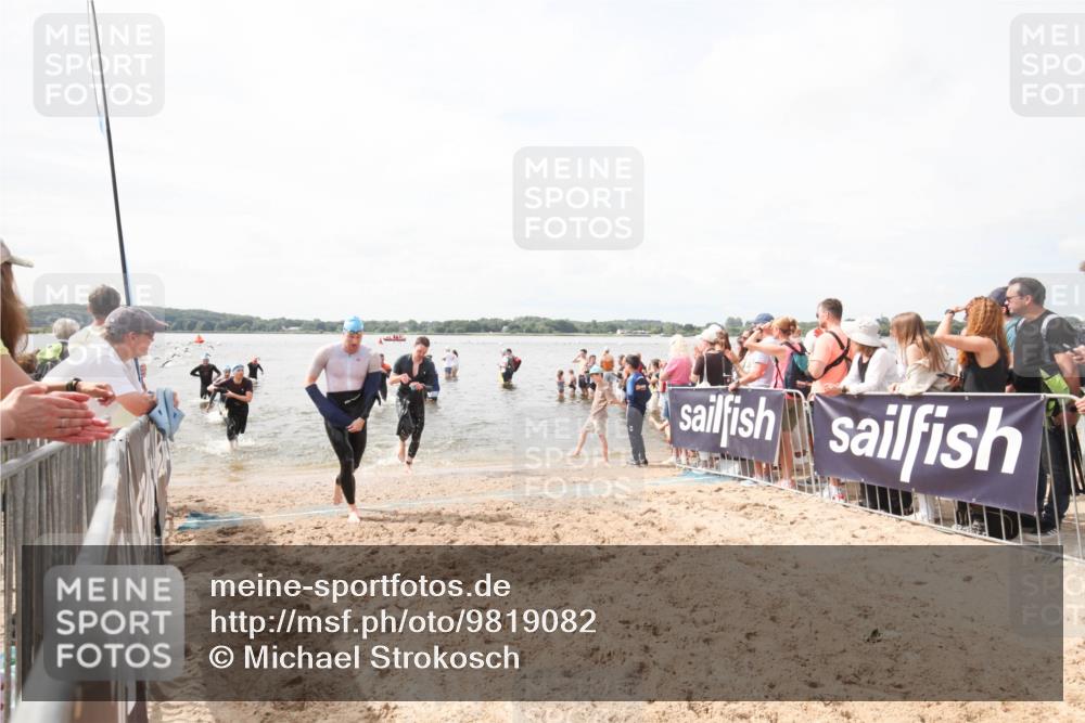 21.06.2026 - Viking Triathlon Michael Strokosch http://msf.ph/oto/9819082 21.06.2026 10:38:41 Schwimmen 55, 300, 397, 546, 567 meine-sportfotos.de