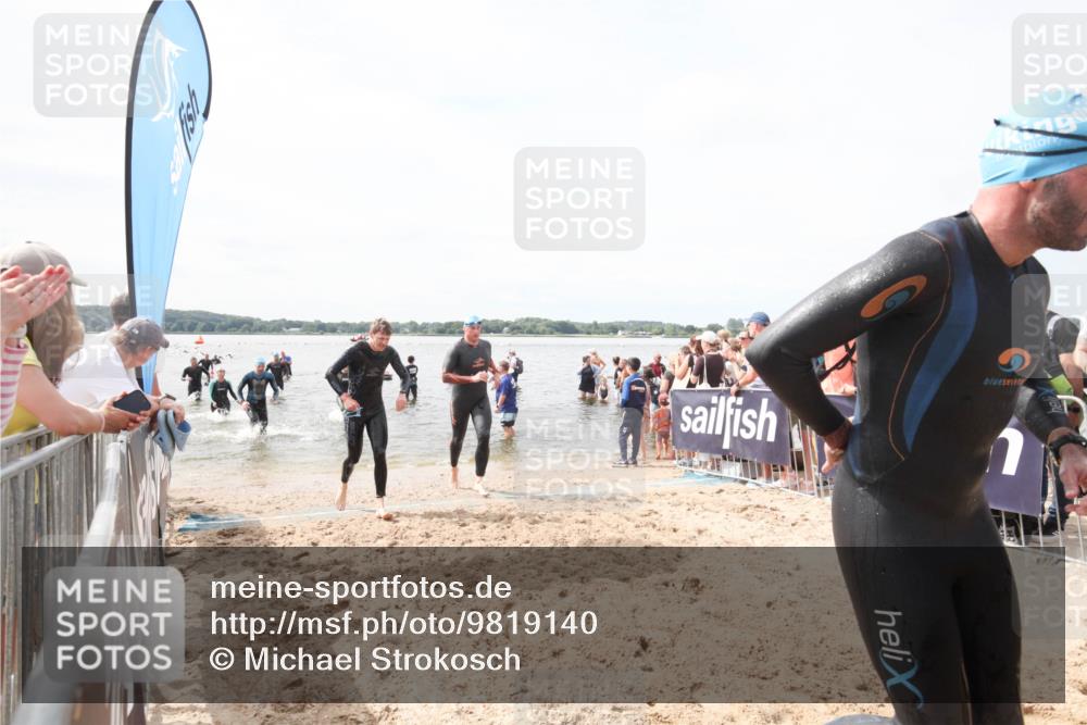 21.06.2026 - Viking Triathlon Michael Strokosch http://msf.ph/oto/9819140 21.06.2026 10:40:38 Schwimmen 150, 195, 227, 301, 312, 456, 461 meine-sportfotos.de