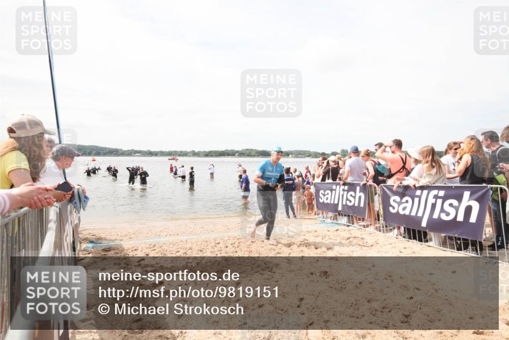21.06.2026 - Viking Triathlon Michael Strokosch http://msf.ph/oto/9819151 21.06.2026 10:41:10 Schwimmen 132 meine-sportfotos.de