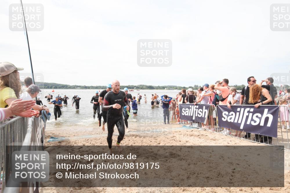21.06.2026 - Viking Triathlon Michael Strokosch http://msf.ph/oto/9819175 21.06.2026 10:42:12 Schwimmen 44, 86, 94, 134, 188, 193, 399, 438 meine-sportfotos.de