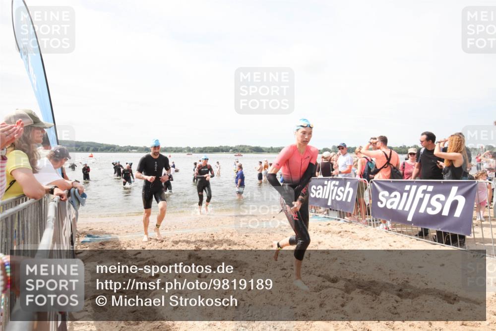 21.06.2026 - Viking Triathlon Michael Strokosch http://msf.ph/oto/9819189 21.06.2026 10:42:33 Schwimmen 45, 72, 296, 348, 393 meine-sportfotos.de