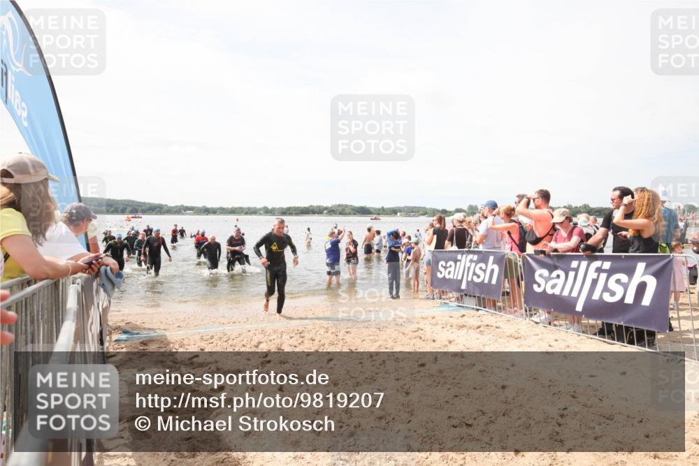 21.06.2026 - Viking Triathlon Michael Strokosch http://msf.ph/oto/9819207 21.06.2026 10:43:12 Schwimmen 88, 153, 259, 286 meine-sportfotos.de