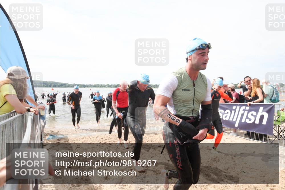 21.06.2026 - Viking Triathlon Michael Strokosch http://msf.ph/oto/9819267 21.06.2026 10:45:13 Schwimmen 36, 151, 308, 310, 329, 345, 366, 369, 415, 445, 577, 668 meine-sportfotos.de