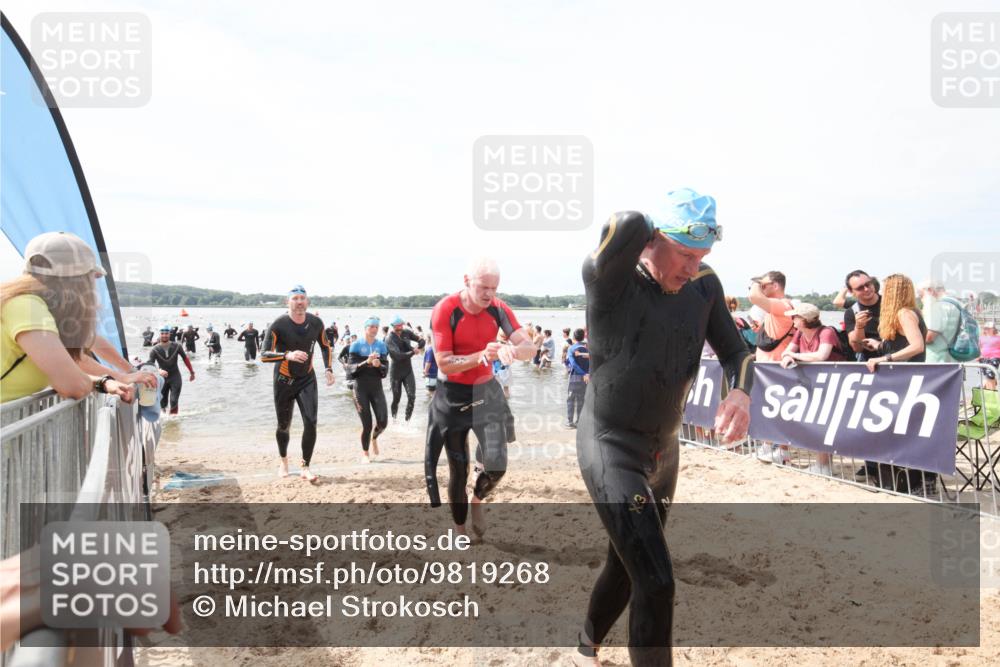 21.06.2026 - Viking Triathlon Michael Strokosch http://msf.ph/oto/9819268 21.06.2026 10:45:14 Schwimmen 36, 151, 308, 310, 329, 345, 366, 369, 415, 445, 577, 668 meine-sportfotos.de