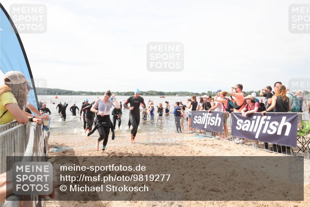 21.06.2026 - Viking Triathlon Michael Strokosch http://msf.ph/oto/9819277 21.06.2026 10:45:26 Schwimmen 48, 105, 147, 258, 273, 274, 302, 326, 354, 635 meine-sportfotos.de