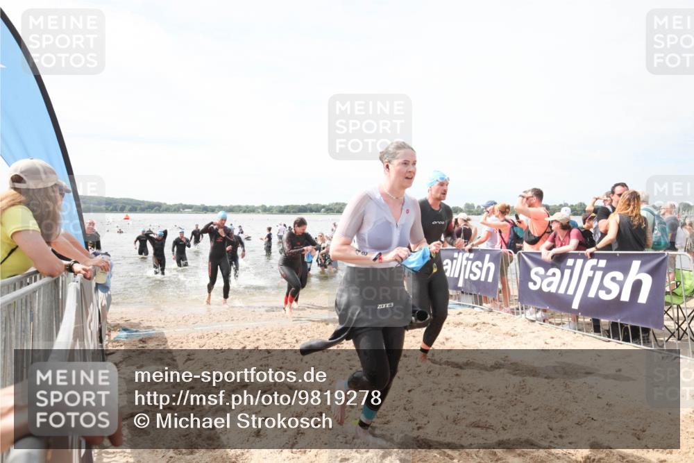 21.06.2026 - Viking Triathlon Michael Strokosch http://msf.ph/oto/9819278 21.06.2026 10:45:28 Schwimmen 48, 105, 147, 258, 273, 274, 302, 354, 635 meine-sportfotos.de