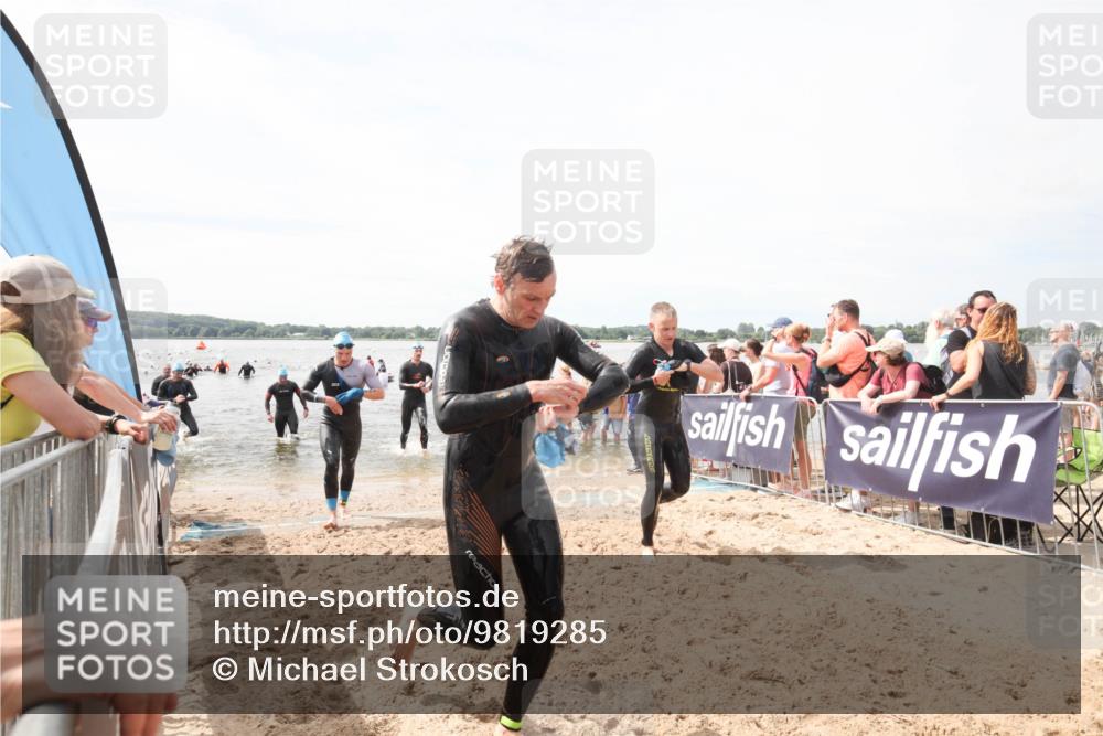 21.06.2026 - Viking Triathlon Michael Strokosch http://msf.ph/oto/9819285 21.06.2026 10:45:35 Schwimmen 37, 85, 105, 147, 158, 273, 274, 302, 376, 540, 635 meine-sportfotos.de
