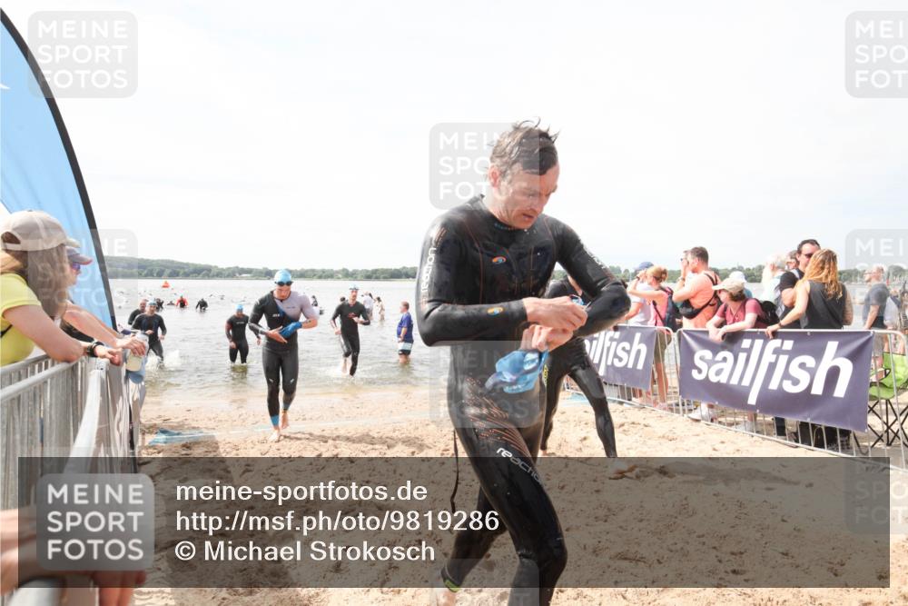 21.06.2026 - Viking Triathlon Michael Strokosch http://msf.ph/oto/9819286 21.06.2026 10:45:35 Schwimmen 37, 85, 105, 147, 158, 273, 274, 302, 376, 540, 635 meine-sportfotos.de