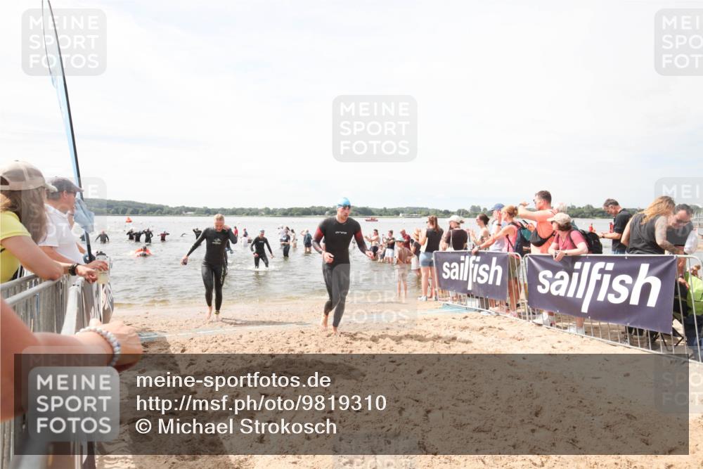 21.06.2026 - Viking Triathlon Michael Strokosch http://msf.ph/oto/9819310 21.06.2026 10:46:21 Schwimmen 91, 107, 403, 494, 555, 563 meine-sportfotos.de