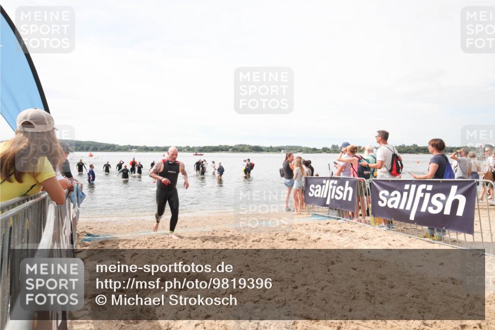 21.06.2026 - Viking Triathlon Michael Strokosch http://msf.ph/oto/9819396 21.06.2026 10:50:06 Schwimmen 192, 523, 639 meine-sportfotos.de