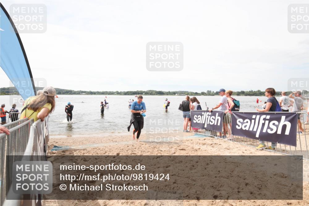 21.06.2026 - Viking Triathlon Michael Strokosch http://msf.ph/oto/9819424 21.06.2026 10:52:21 Schwimmen 40, 222, 272, 491 meine-sportfotos.de
