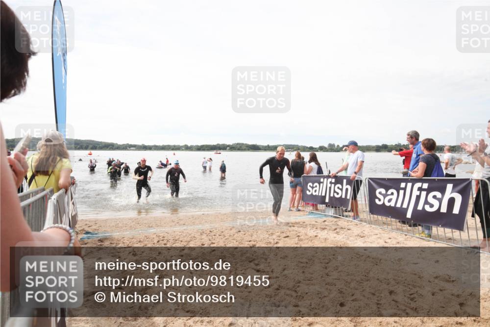 21.06.2026 - Viking Triathlon Michael Strokosch http://msf.ph/oto/9819455 21.06.2026 10:54:42 Schwimmen 413, 504, 613 meine-sportfotos.de