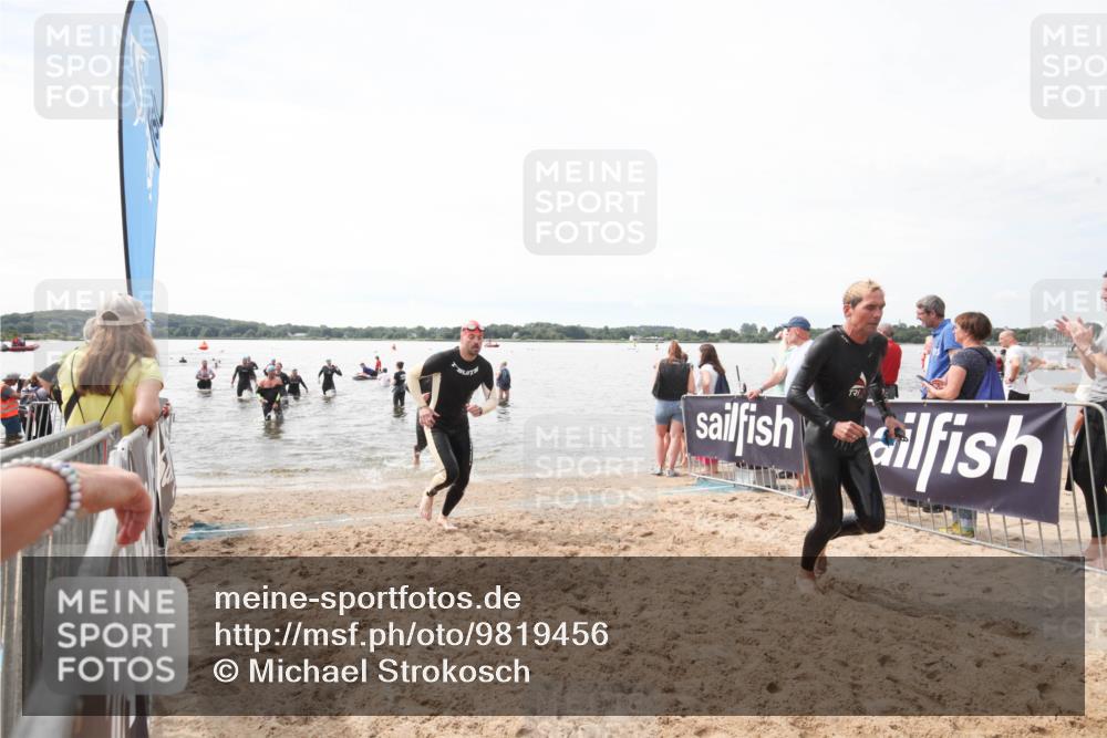 21.06.2026 - Viking Triathlon Michael Strokosch http://msf.ph/oto/9819456 21.06.2026 10:54:43 Schwimmen 413, 504, 613 meine-sportfotos.de
