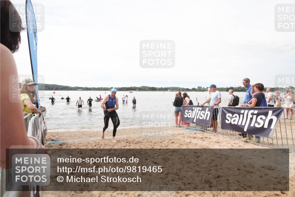 21.06.2026 - Viking Triathlon Michael Strokosch http://msf.ph/oto/9819465 21.06.2026 10:55:10 Schwimmen 160, 309 meine-sportfotos.de