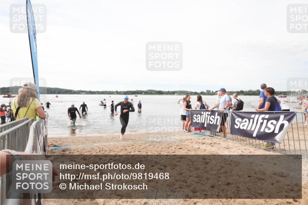 21.06.2026 - Viking Triathlon Michael Strokosch http://msf.ph/oto/9819468 21.06.2026 10:55:41 Schwimmen 81, 417 meine-sportfotos.de