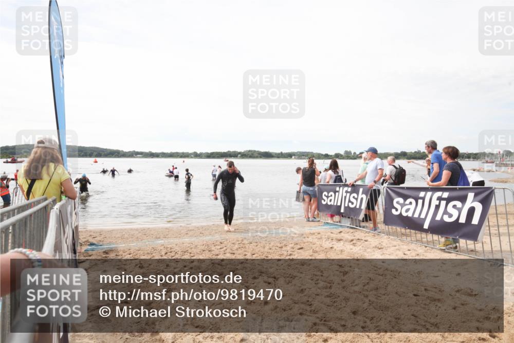 21.06.2026 - Viking Triathlon Michael Strokosch http://msf.ph/oto/9819470 21.06.2026 10:55:53 Schwimmen 77, 81 meine-sportfotos.de