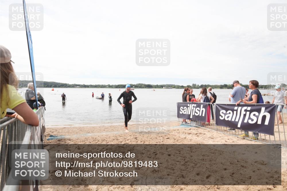 21.06.2026 - Viking Triathlon Michael Strokosch http://msf.ph/oto/9819483 21.06.2026 10:58:37 Schwimmen 439 meine-sportfotos.de