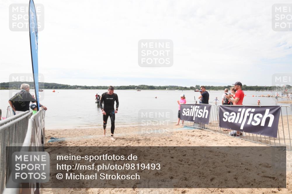 21.06.2026 - Viking Triathlon Michael Strokosch http://msf.ph/oto/9819493 21.06.2026 11:04:21 Schwimmen 421 meine-sportfotos.de