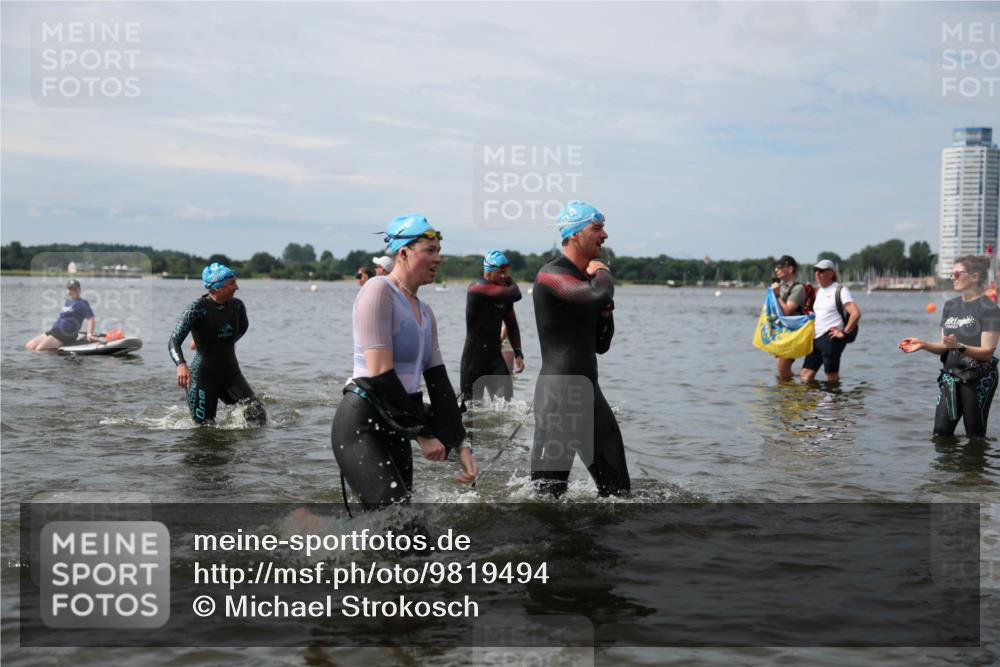 21.06.2026 - Viking Triathlon Michael Strokosch http://msf.ph/oto/9819494 21.06.2026 10:45:17 Schwimmen 37, 48, 85, 105, 147, 151, 158, 258, 273, 274, 302, 326, 354, 366, 376, 540, 562, 635 meine-sportfotos.de