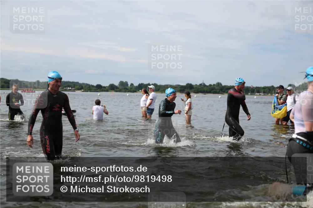 21.06.2026 - Viking Triathlon Michael Strokosch http://msf.ph/oto/9819498 21.06.2026 10:45:19 Schwimmen 37, 48, 54, 85, 105, 147, 158, 258, 273, 274, 302, 326, 354, 376, 540, 562, 635 meine-sportfotos.de