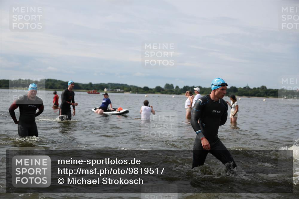 21.06.2026 - Viking Triathlon Michael Strokosch http://msf.ph/oto/9819517 21.06.2026 10:45:26 Schwimmen 37, 48, 54, 85, 105, 147, 158, 273, 274, 302, 354, 376, 540, 562, 635 meine-sportfotos.de
