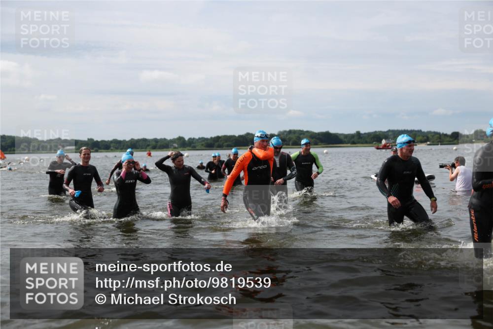 21.06.2026 - Viking Triathlon Michael Strokosch http://msf.ph/oto/9819539 21.06.2026 10:45:50 Schwimmen 138, 172, 196, 245, 331, 389, 405, 448, 510, 534, 539 meine-sportfotos.de