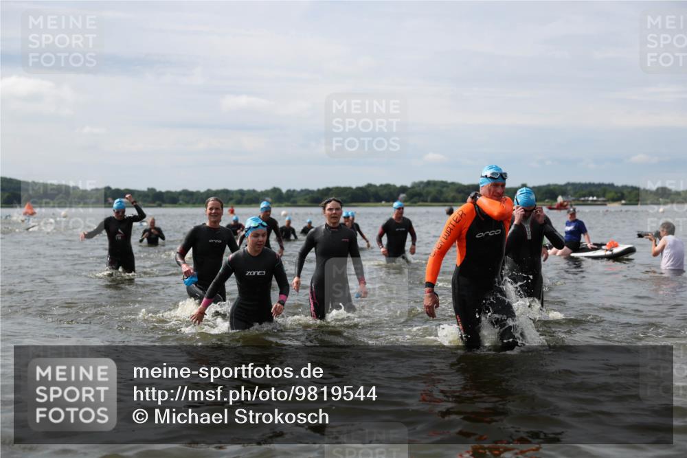 21.06.2026 - Viking Triathlon Michael Strokosch http://msf.ph/oto/9819544 21.06.2026 10:45:52 Schwimmen 138, 172, 196, 245, 331, 389, 405, 448, 510, 534, 539 meine-sportfotos.de