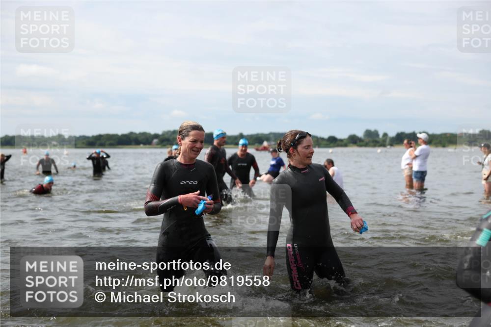 21.06.2026 - Viking Triathlon Michael Strokosch http://msf.ph/oto/9819558 21.06.2026 10:45:56 Schwimmen 107, 138, 172, 196, 245, 331, 389, 403, 405, 448, 494, 510, 534, 539, 563 meine-sportfotos.de