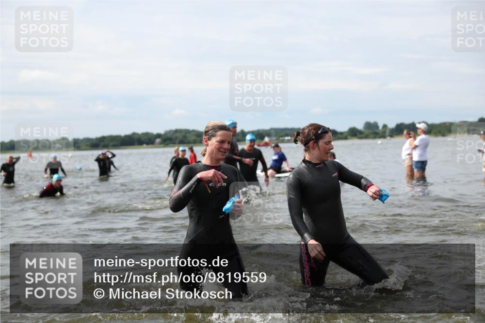 21.06.2026 - Viking Triathlon Michael Strokosch http://msf.ph/oto/9819559 21.06.2026 10:45:56 Schwimmen 107, 138, 172, 196, 245, 331, 389, 403, 405, 448, 494, 510, 534, 539, 563 meine-sportfotos.de