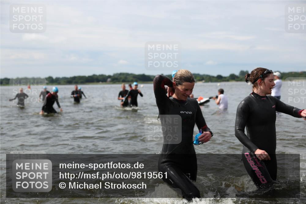 21.06.2026 - Viking Triathlon Michael Strokosch http://msf.ph/oto/9819561 21.06.2026 10:45:57 Schwimmen 107, 138, 172, 196, 245, 331, 389, 403, 405, 448, 494, 510, 534, 539, 563 meine-sportfotos.de