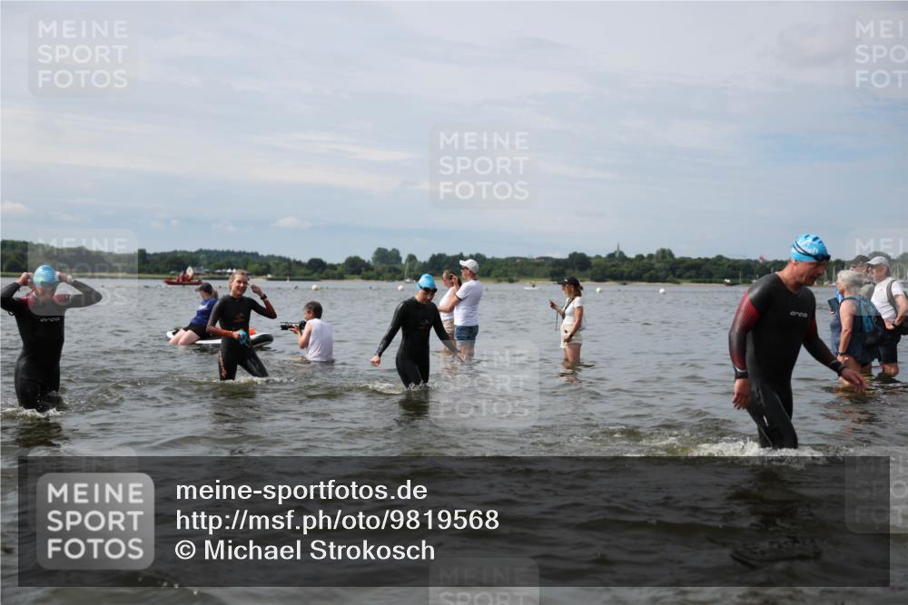 21.06.2026 - Viking Triathlon Michael Strokosch http://msf.ph/oto/9819568 21.06.2026 10:46:02 Schwimmen 91, 107, 138, 196, 245, 322, 324, 331, 389, 403, 405, 448, 494, 510, 534, 539, 555, 563 meine-sportfotos.de