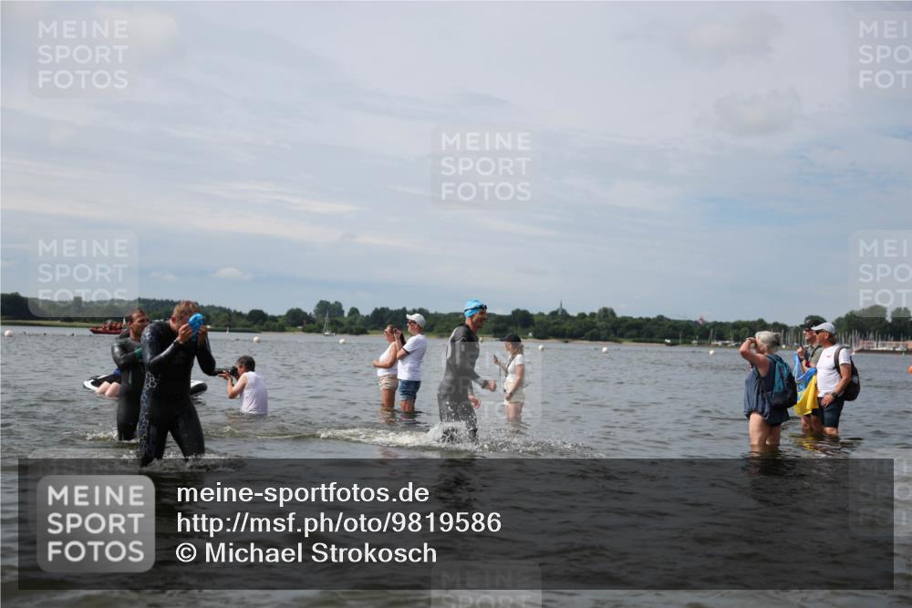 21.06.2026 - Viking Triathlon Michael Strokosch http://msf.ph/oto/9819586 21.06.2026 10:46:15 Schwimmen 91, 107, 322, 324, 388, 403, 494, 497, 555, 563, 654 meine-sportfotos.de