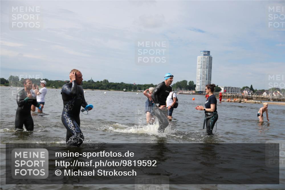 21.06.2026 - Viking Triathlon Michael Strokosch http://msf.ph/oto/9819592 21.06.2026 10:46:18 Schwimmen 91, 107, 156, 322, 324, 363, 388, 403, 494, 497, 555, 563, 654 meine-sportfotos.de