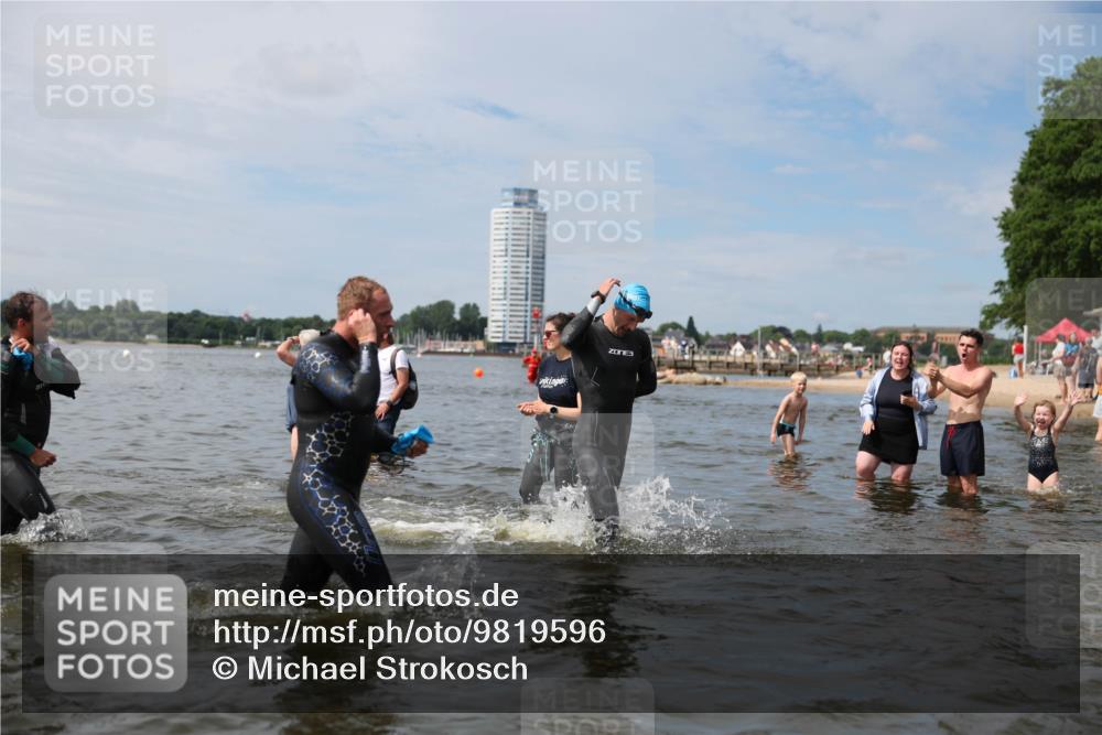 21.06.2026 - Viking Triathlon Michael Strokosch http://msf.ph/oto/9819596 21.06.2026 10:46:19 Schwimmen 91, 156, 322, 324, 363, 388, 403, 494, 497, 555, 563, 654 meine-sportfotos.de