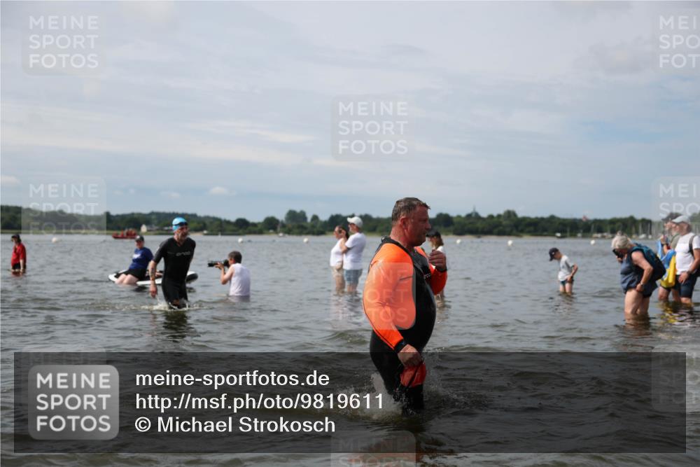 21.06.2026 - Viking Triathlon Michael Strokosch http://msf.ph/oto/9819611 21.06.2026 10:46:26 Schwimmen 156, 260, 322, 324, 341, 363, 388, 414, 497, 650, 654 meine-sportfotos.de