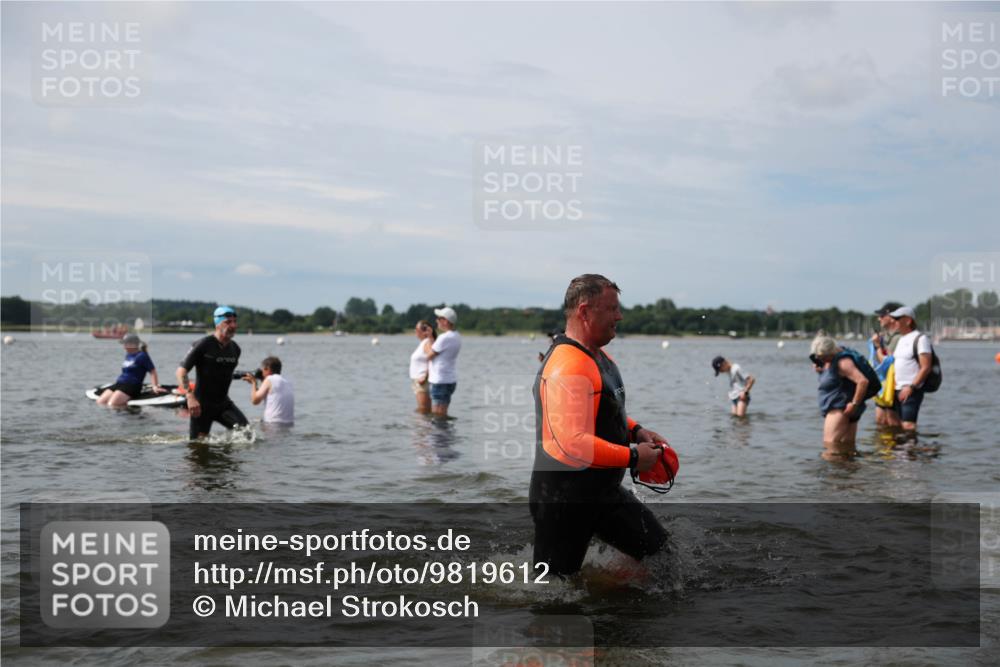 21.06.2026 - Viking Triathlon Michael Strokosch http://msf.ph/oto/9819612 21.06.2026 10:46:26 Schwimmen 156, 260, 322, 324, 341, 363, 388, 414, 497, 650, 654 meine-sportfotos.de