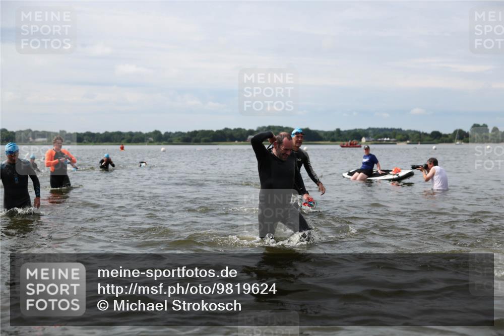 21.06.2026 - Viking Triathlon Michael Strokosch http://msf.ph/oto/9819624 21.06.2026 10:46:33 Schwimmen 156, 173, 217, 260, 341, 358, 363, 388, 414, 443, 476, 650, 654, 670 meine-sportfotos.de