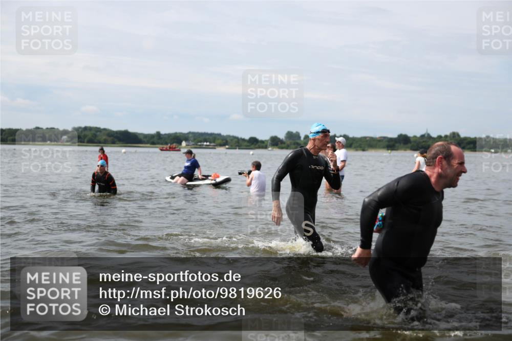 21.06.2026 - Viking Triathlon Michael Strokosch http://msf.ph/oto/9819626 21.06.2026 10:46:36 Schwimmen 156, 173, 217, 260, 341, 358, 363, 388, 414, 443, 476, 650, 670 meine-sportfotos.de