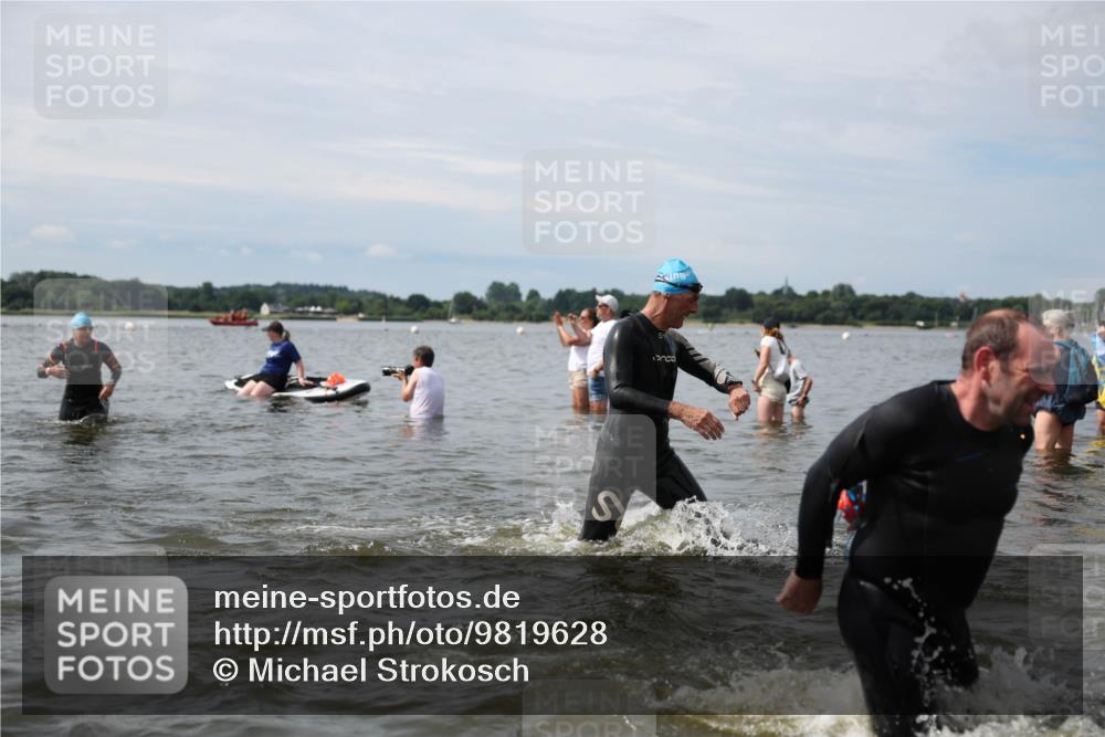 21.06.2026 - Viking Triathlon Michael Strokosch http://msf.ph/oto/9819628 21.06.2026 10:46:37 Schwimmen 156, 173, 217, 260, 341, 358, 363, 388, 414, 443, 476, 650, 670 meine-sportfotos.de