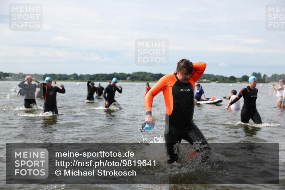 21.06.2026 - Viking Triathlon Michael Strokosch http://msf.ph/oto/9819641 21.06.2026 10:46:42 Schwimmen 156, 168, 173, 217, 260, 282, 313, 341, 358, 363, 414, 443, 476, 650, 670 meine-sportfotos.de