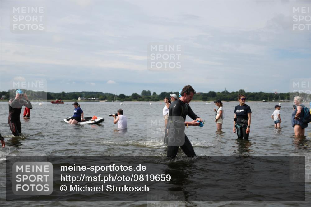 21.06.2026 - Viking Triathlon Michael Strokosch http://msf.ph/oto/9819659 21.06.2026 10:46:54 Schwimmen 168, 173, 217, 282, 313, 321, 346, 358, 458, 476, 670 meine-sportfotos.de